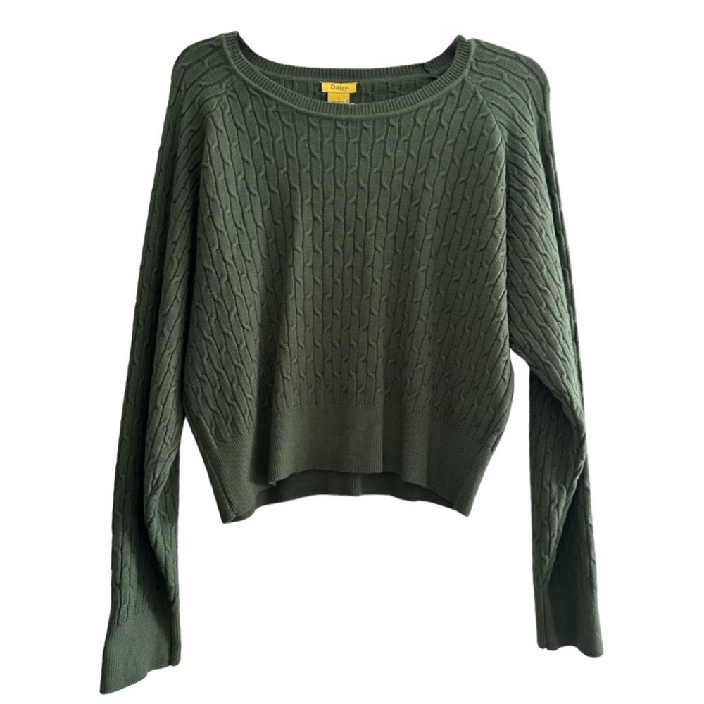 NWT cable Knit Sweater in Olive by Daisy, Size L
